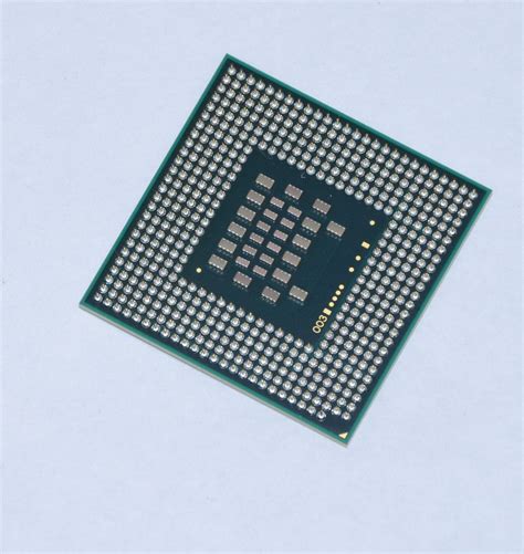 xeon lv 1.66ghz socket479 2mbl2